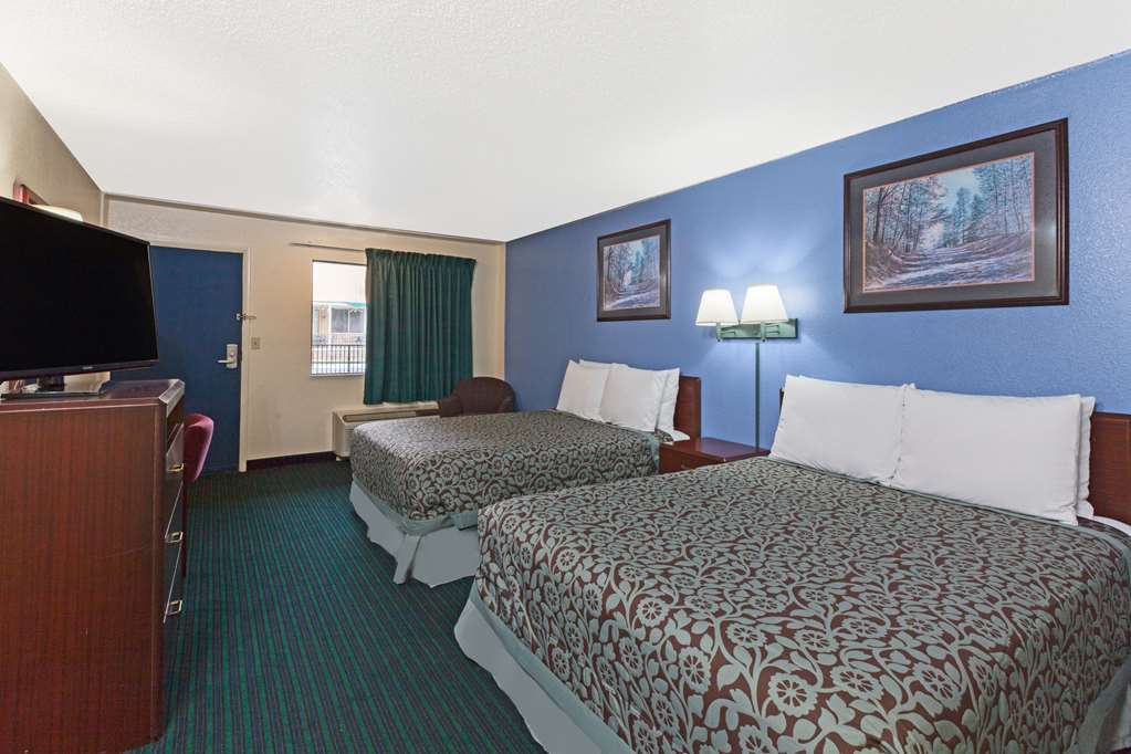 Days Inn by Wyndham Oklahoma City Fairground - photo 9