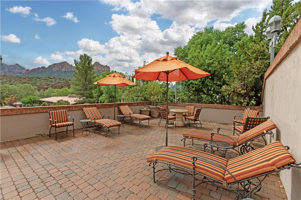 Best Western Plus Arroyo Roble Hotel & Creekside Villas - photo 26