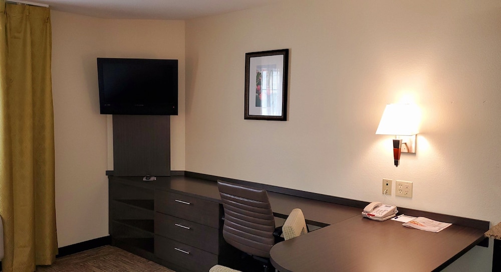 Candlewood Suites Houston Medical Center - photo 5