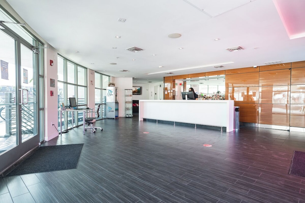 Heat Hotel - photo 4