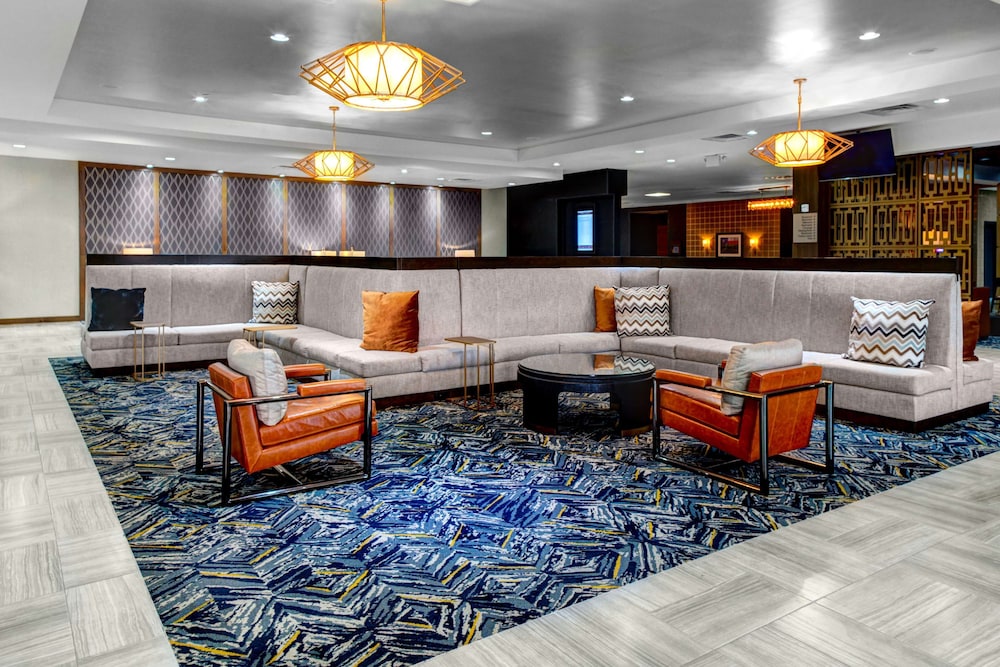 DoubleTree by Hilton Hotel Arlington DFW South - photo 2