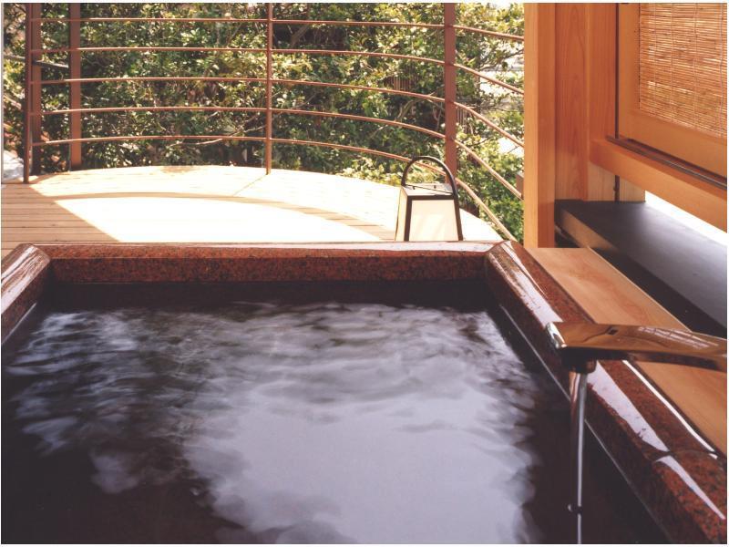 Izutsuro — hotel in Tahara