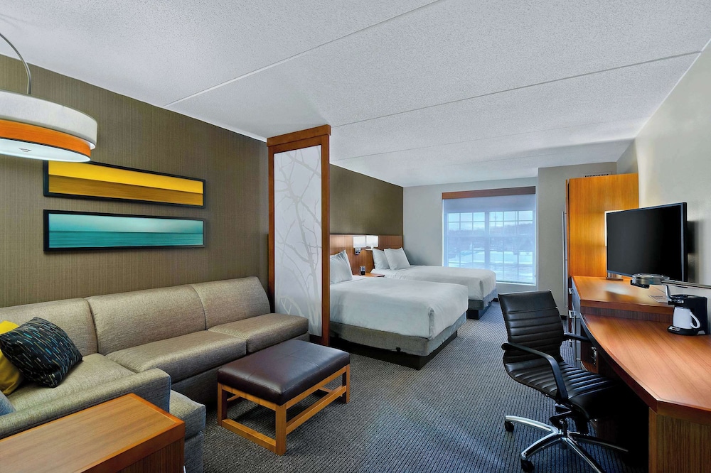 Hyatt Place Fredericksburg at Mary Washington - photo 10