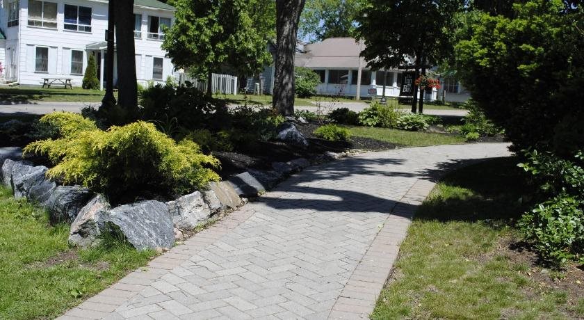 The Inn on Bay — Gravenhurst — photo 2