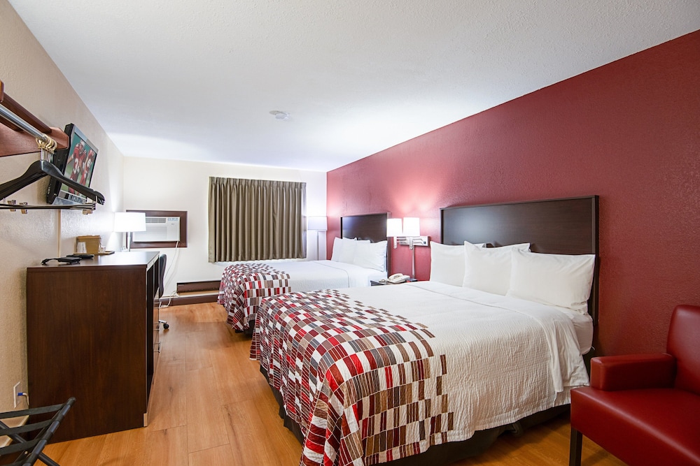 Red Roof Inn Cameron - photo 7