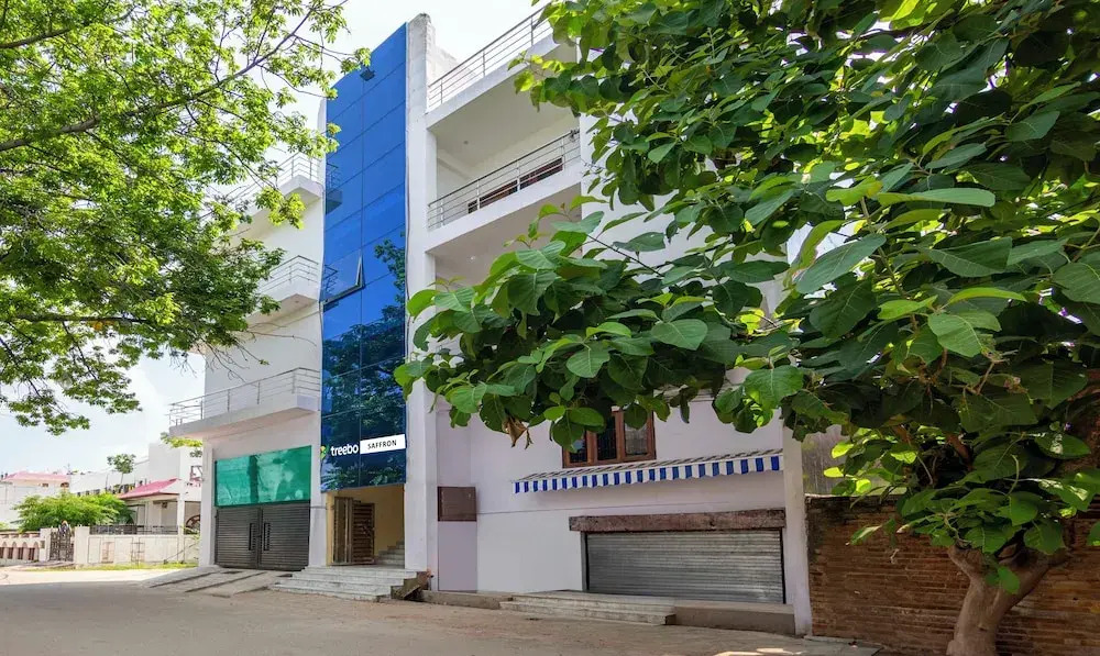 Treebo Trend Saffron - carbon neutral hotel in Phulpur