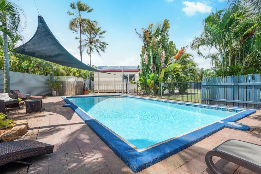 Tasman Holiday Parks Torquay Palms in Torquay, Australia