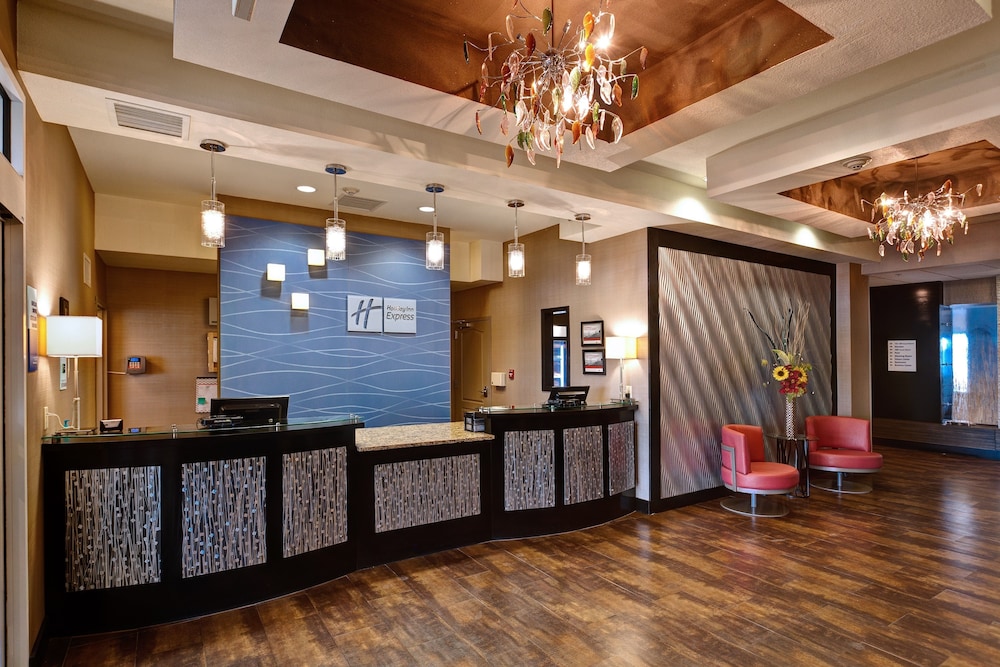Holiday Inn Express & Suites Wichita Northwest Maize K 96 - photo 27