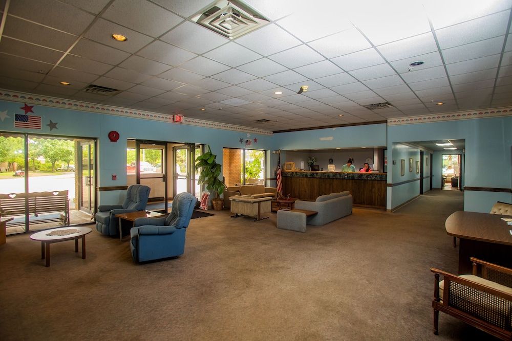 Lafayette Inn - photo 32