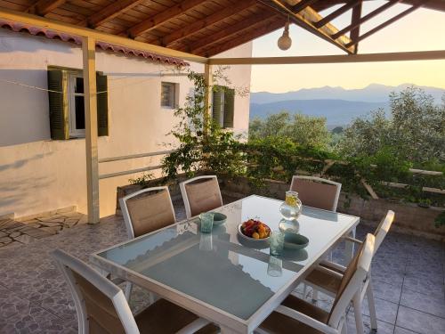 Mani Hill House — 4-Star Luxury Hotel in Gytheio, Greece