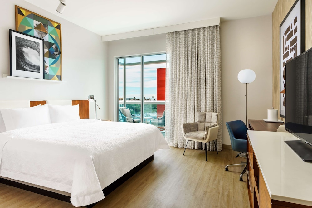 Hampton Inn & Suites Santa Monica - photo 20