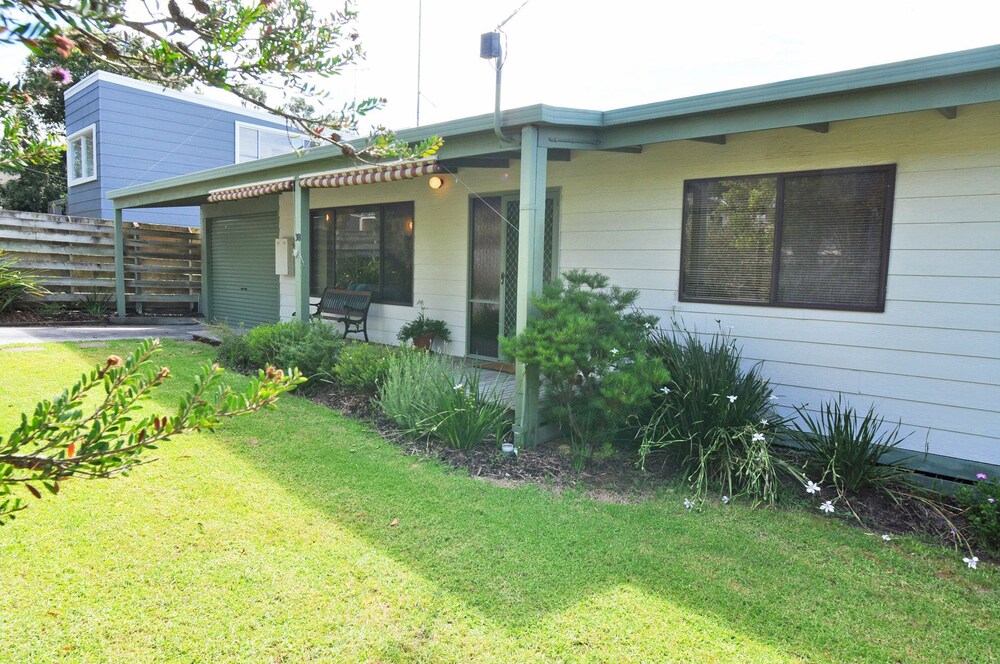 Inlet Dreaming - carbon neutral hotel in Inverloch