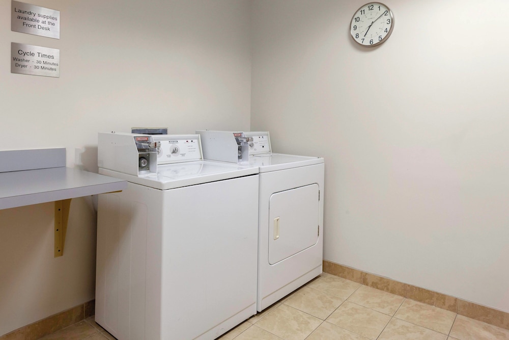 Fairfield Inn & Suites by Marriott Charlotte Matthews - photo 14