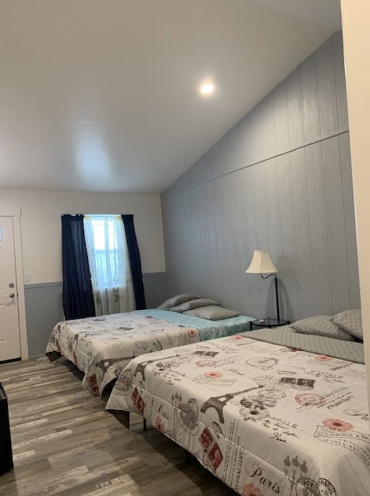 Alexander Hotel - photo 11