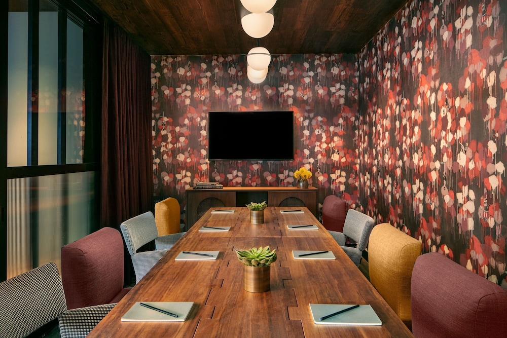 Moxy NYC Lower East Side - photo 56