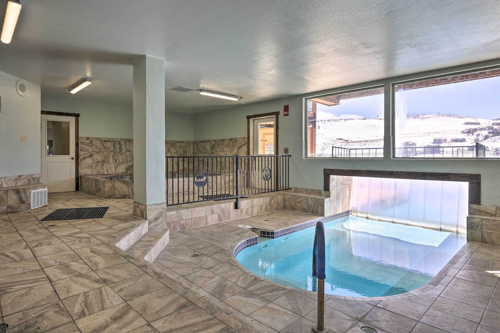 2 Mi to Granby Ranch: Resort Studio w Pool Access - photo 9