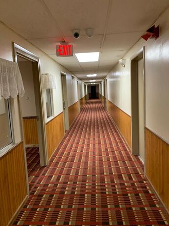 Best Budget Inn - photo 2