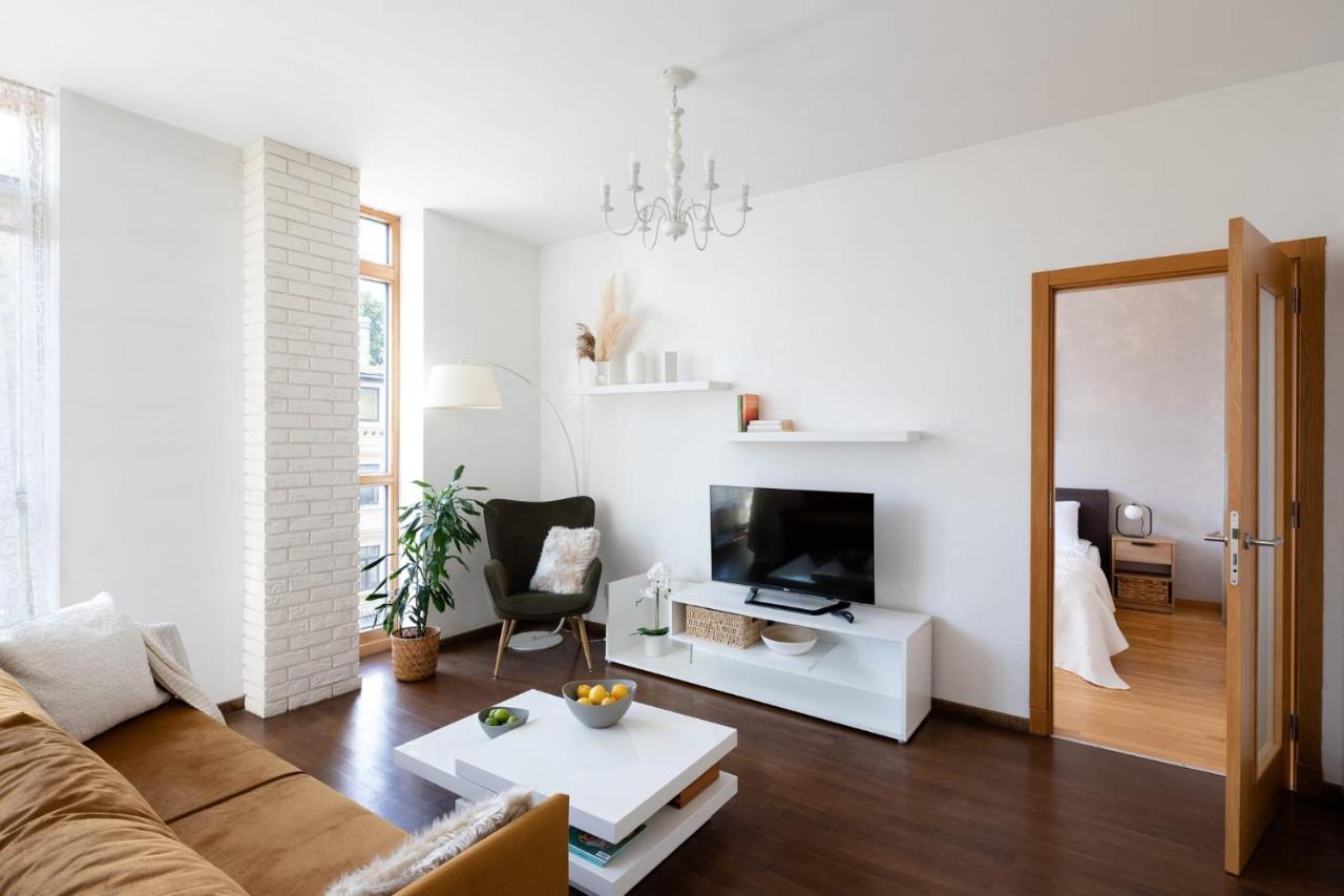 Ziedondarza Park One Bedroom Apartment with Balcony — 4-Star Luxury Hotel in Riga, Latvia