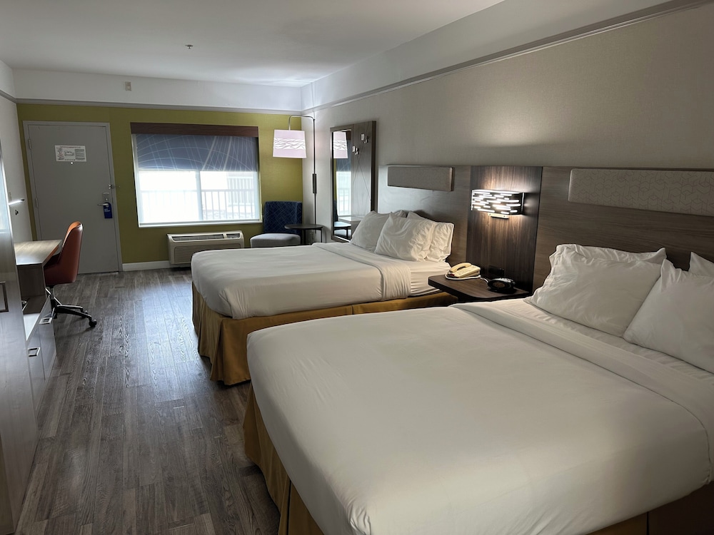Holiday Inn Express Hotel & Suites San Dimas by IHG - photo 14