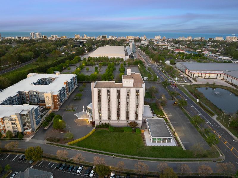 DoubleTree by Hilton Virginia Beach - photo 17