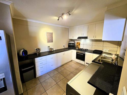 Walters Lane Deluxe Garden Apartment 3 No loadshedding