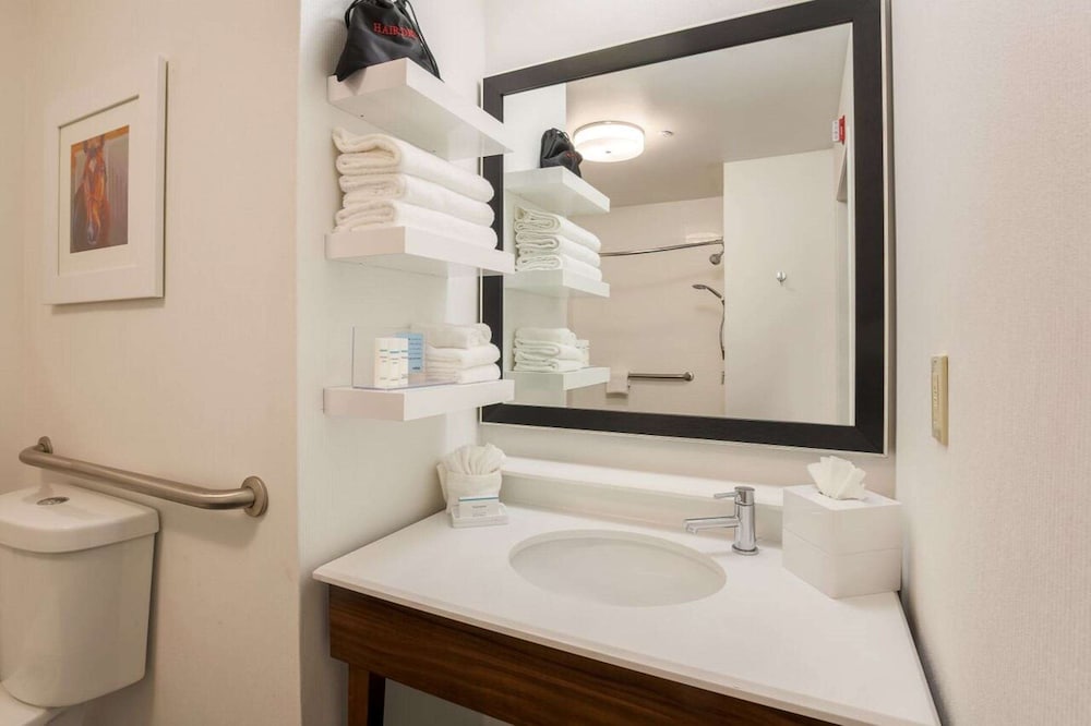 Hampton Inn By Hilton Memphis Southwind - photo 20