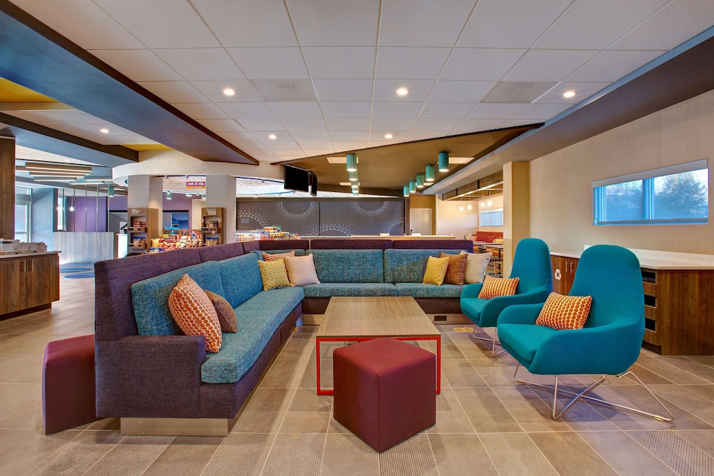 Tru by Hilton Alcoa Knoxville Airport - photo 15