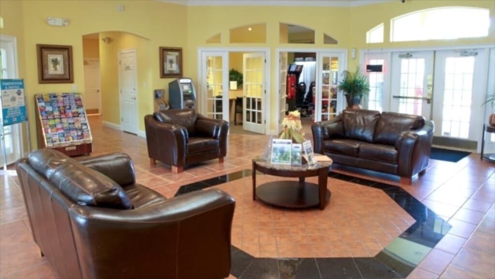 Rolando's Emerald Island Resort Townhouse 3 Bedroom Townhouse by Redawning - photo 8