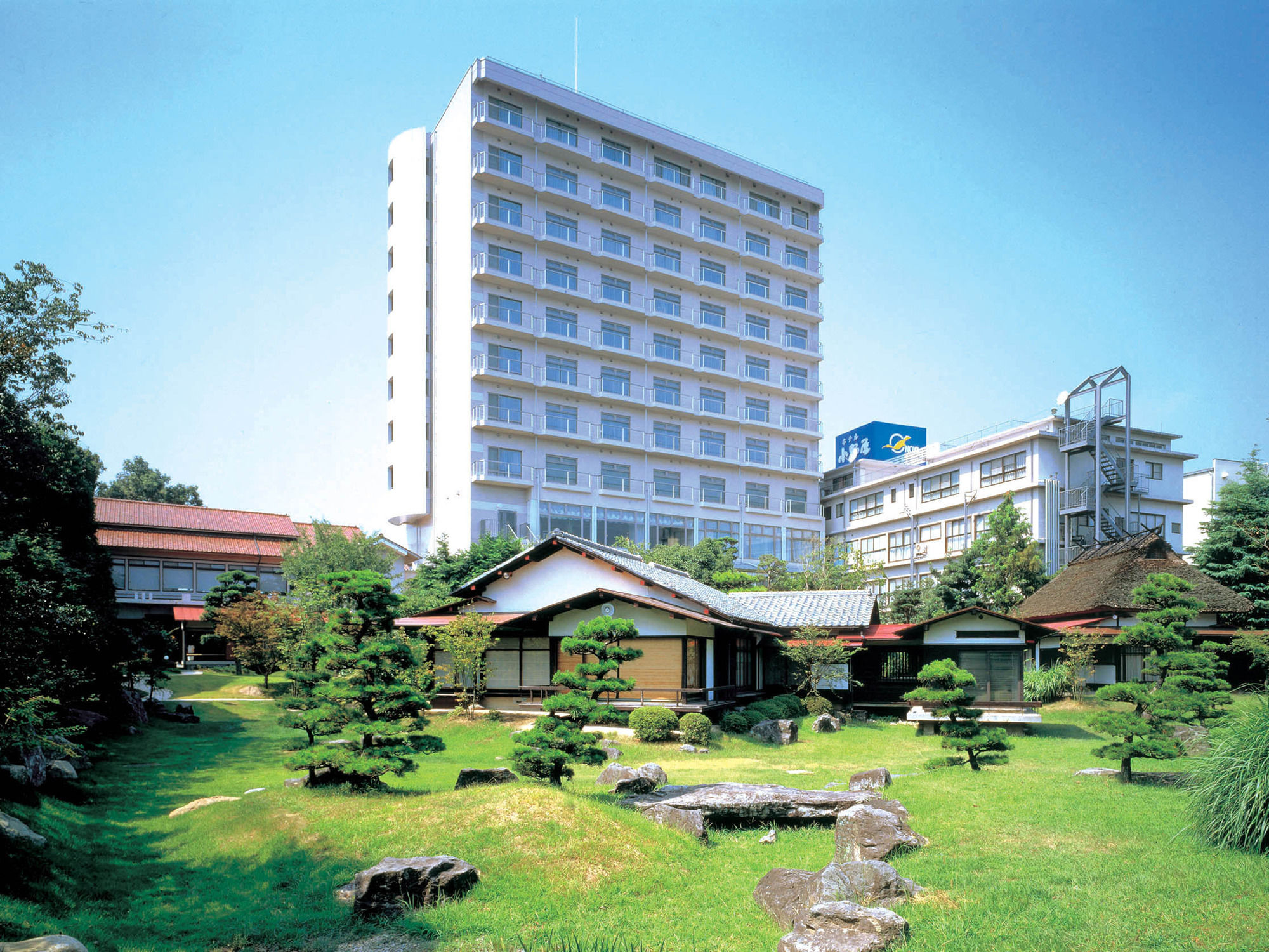 Hotel Parens Onoya - carbon neutral hotel in Asakura