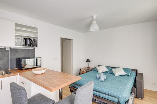 La Vallee Chatenay Malabry — hotel in Chatenay-Malabry