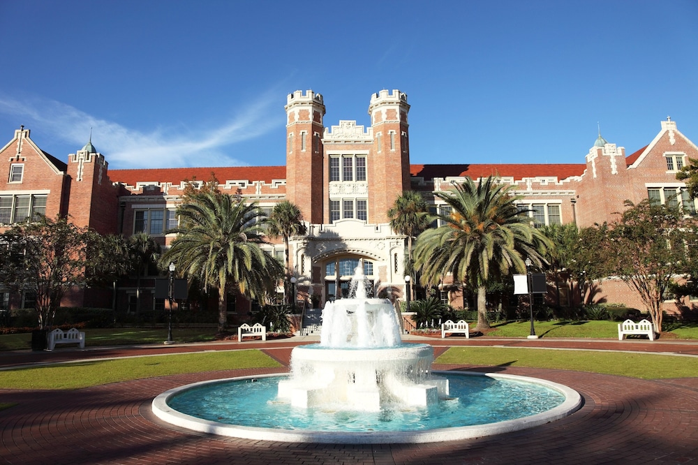 Hotel Indigo Tallahassee Collegetown by IHG - photo 47
