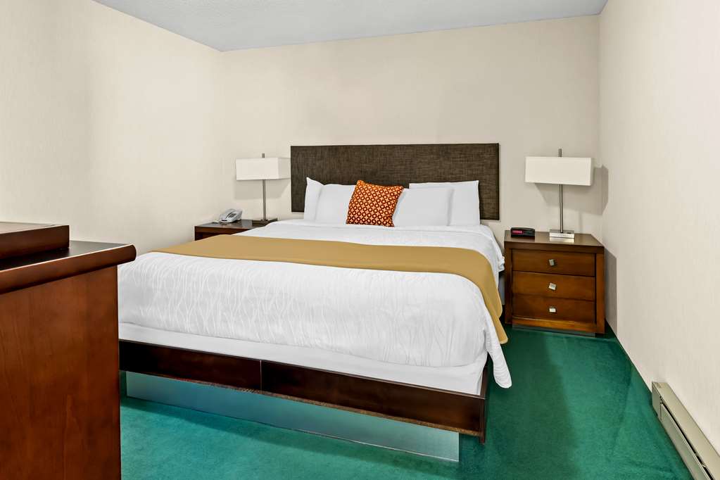 Americas Best Value Inn Tahquamenon Country - photo 21