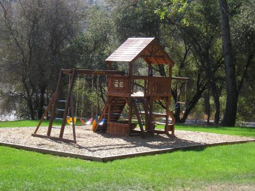 Ponderosa RV Resort - photo 7