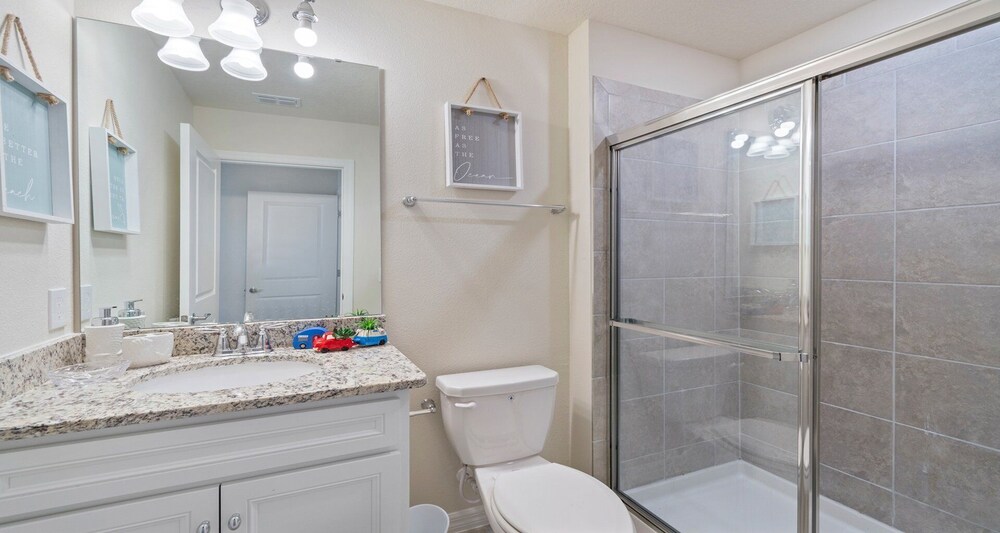 Windsor Island Resort 5BR Wpool spa Near Disney - photo 16