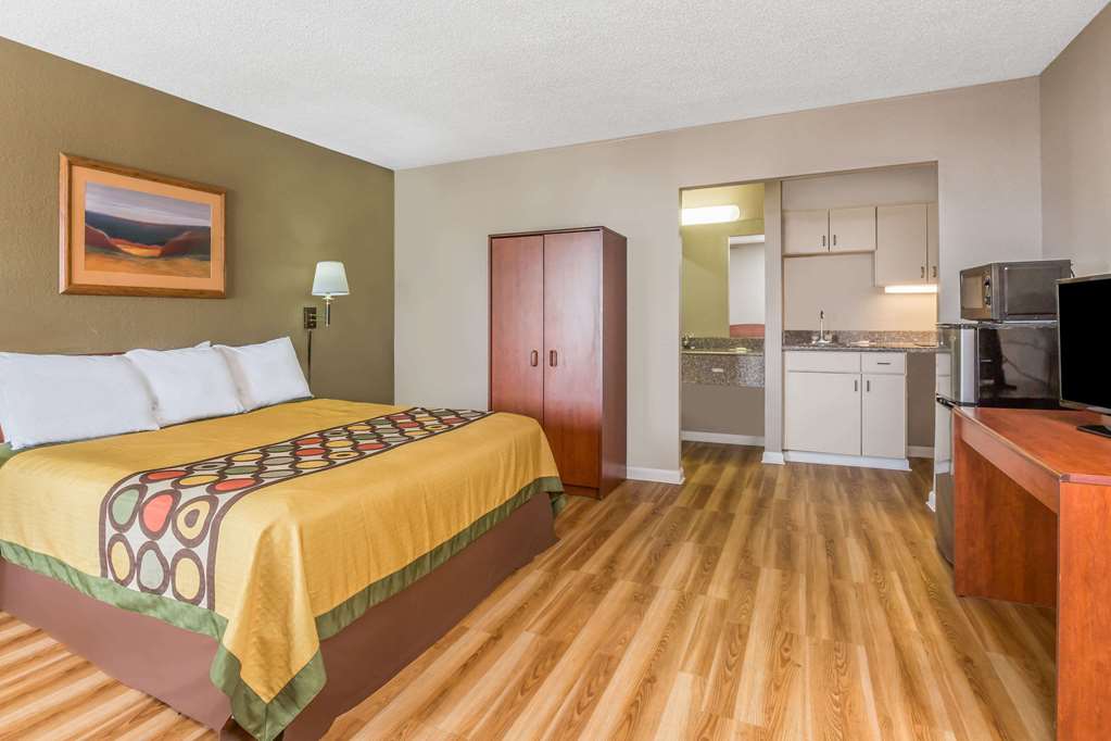 Super 8 By Wyndham Metairie - photo 24