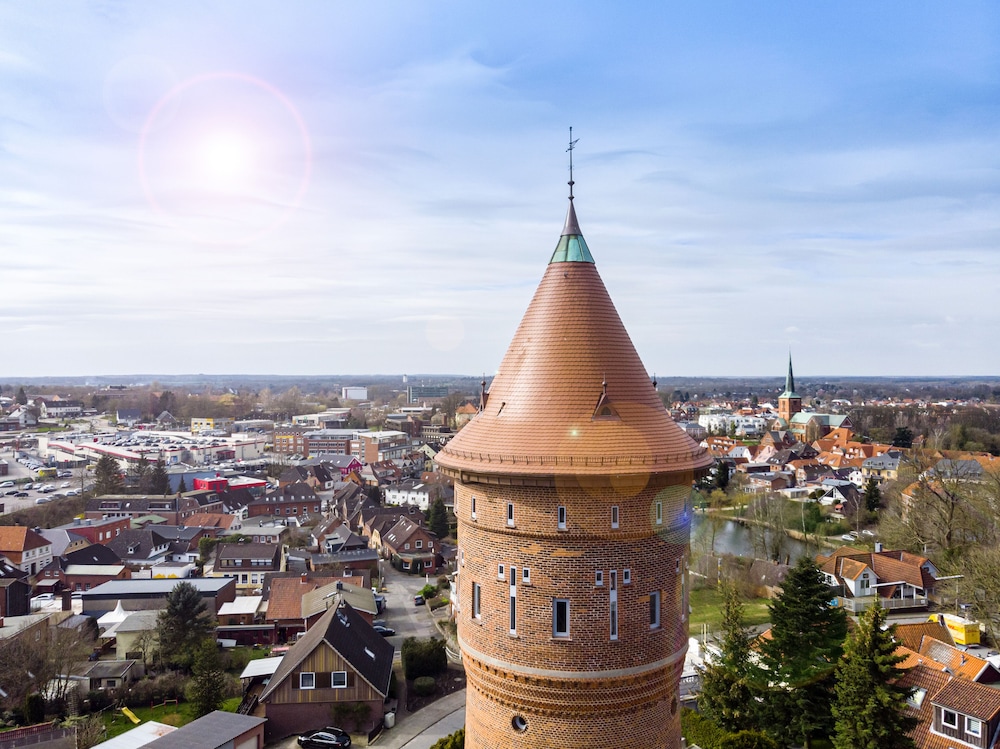 Apart Hotel Wasserturm — hotel in Bad Segeberg