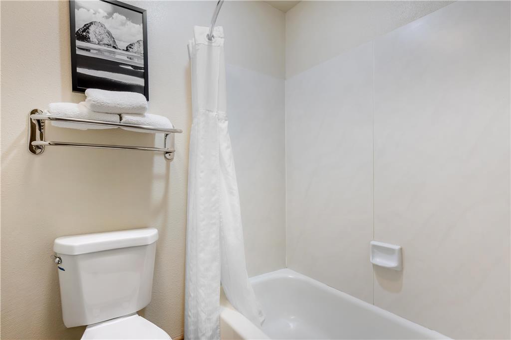 Best Western Plus Inn of Hayward - photo 29
