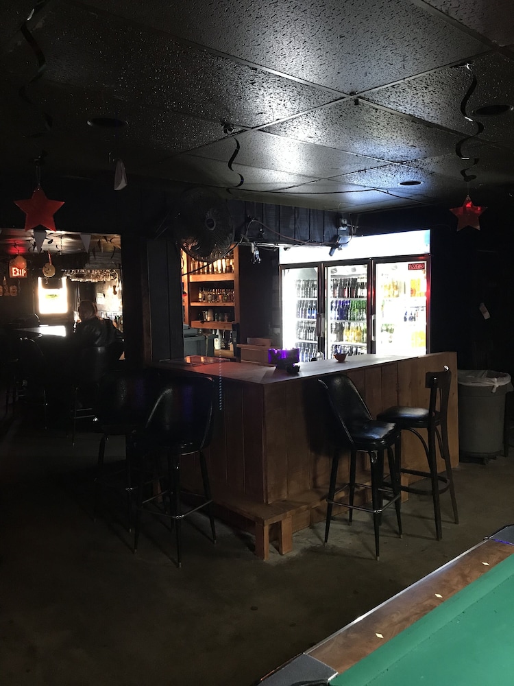 Cozy Inn - photo 13