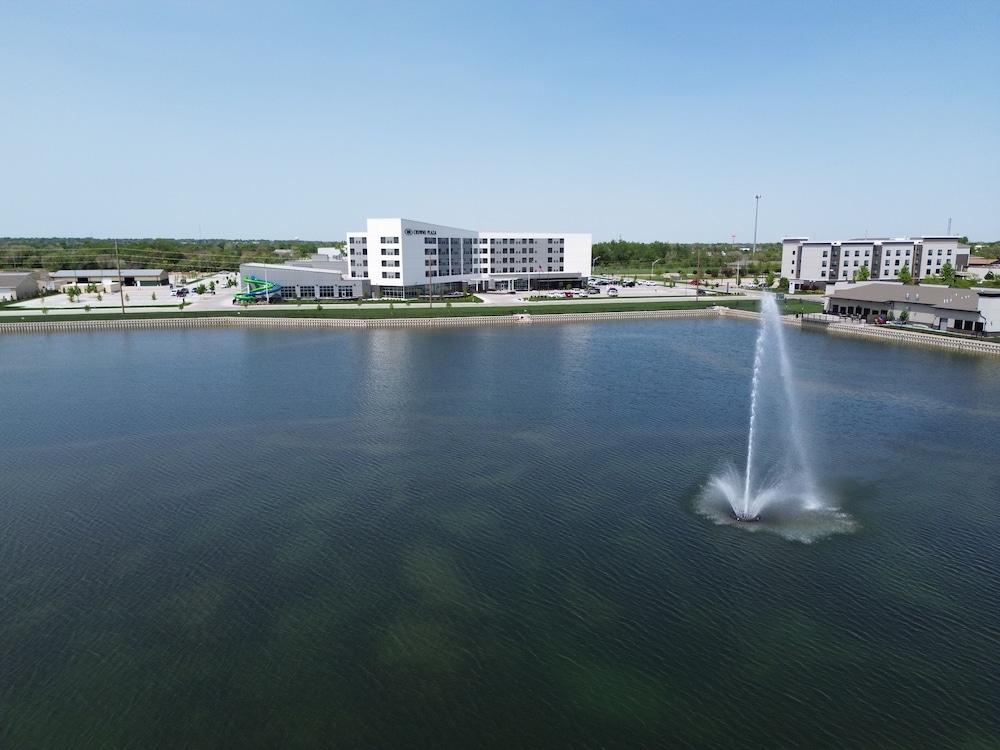 Crowne Plaza Kearney by IHG - photo 111