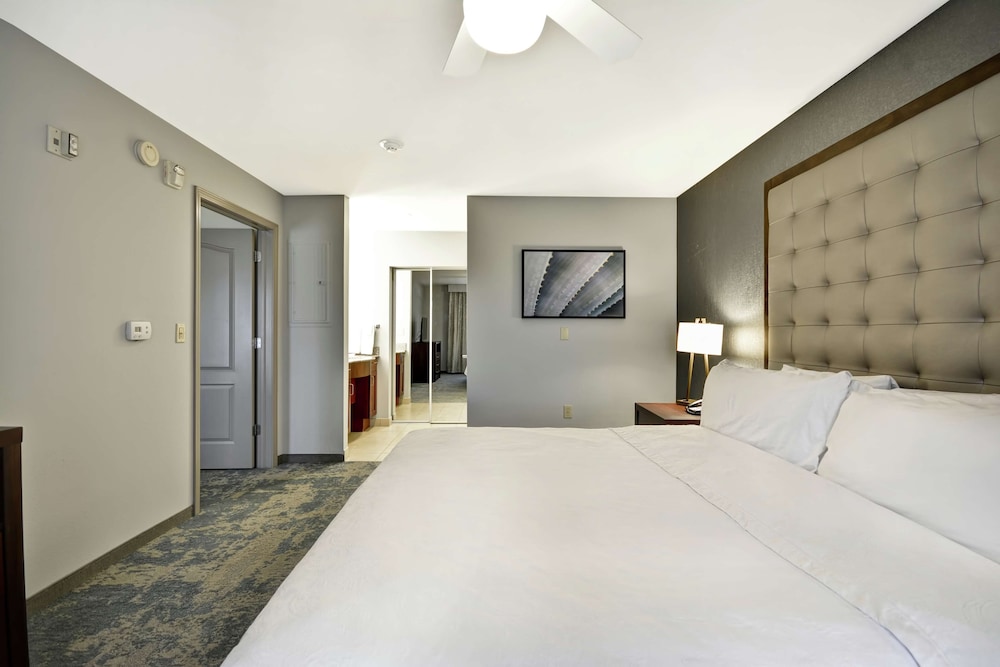 Homewood Suites by Hilton Palm Desert - photo 11