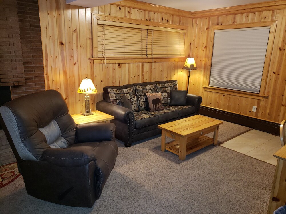The Willard Munger Inn - photo 33