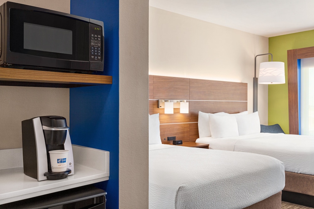 Holiday Inn Express & Suites Austin North Pflugerville by IHG - photo 7