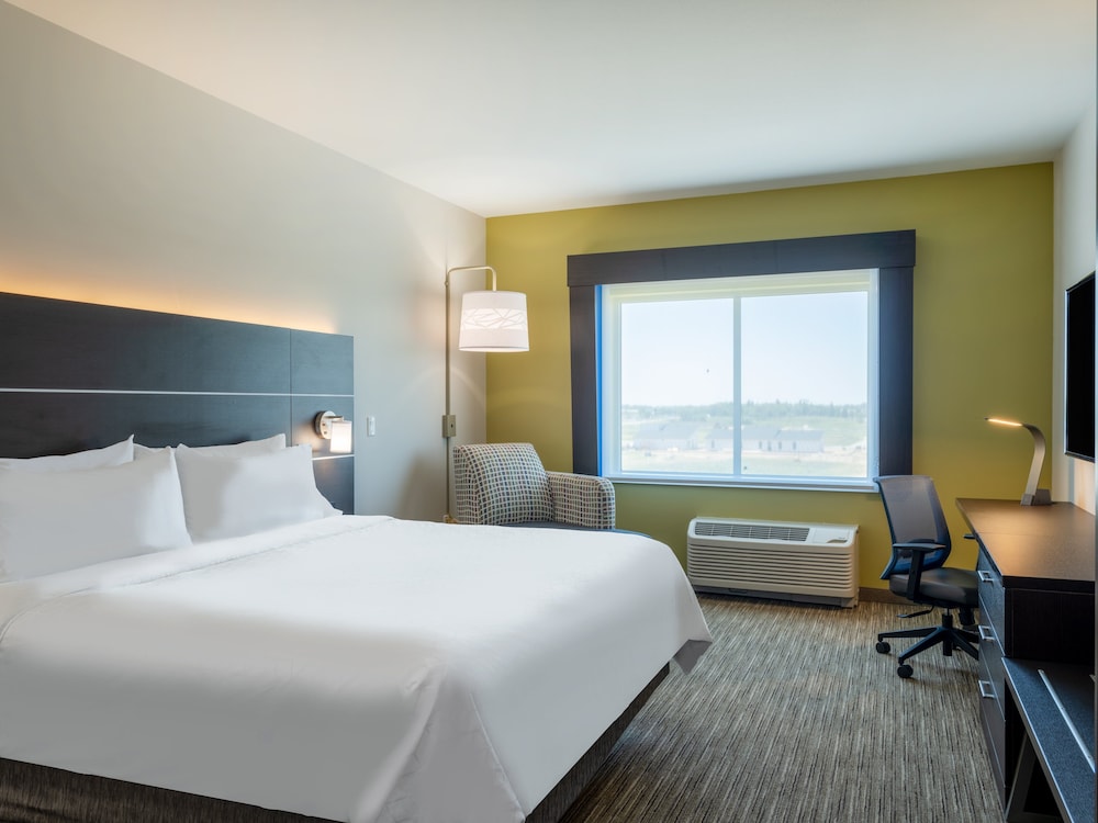 Holiday Inn Express & Suites Watertown by IHG - photo 20