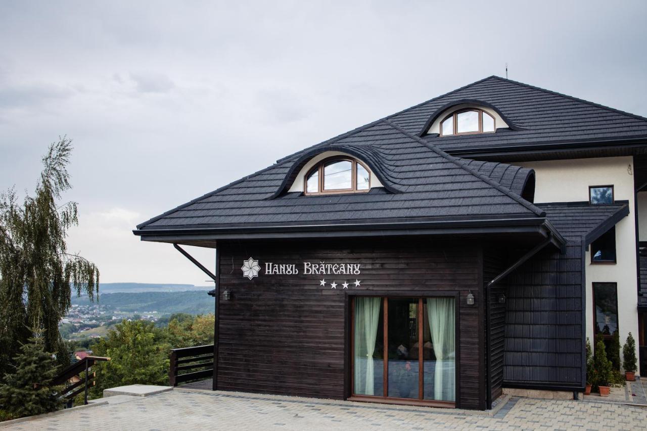 Hanul Brăteanu in Suceava, Romania