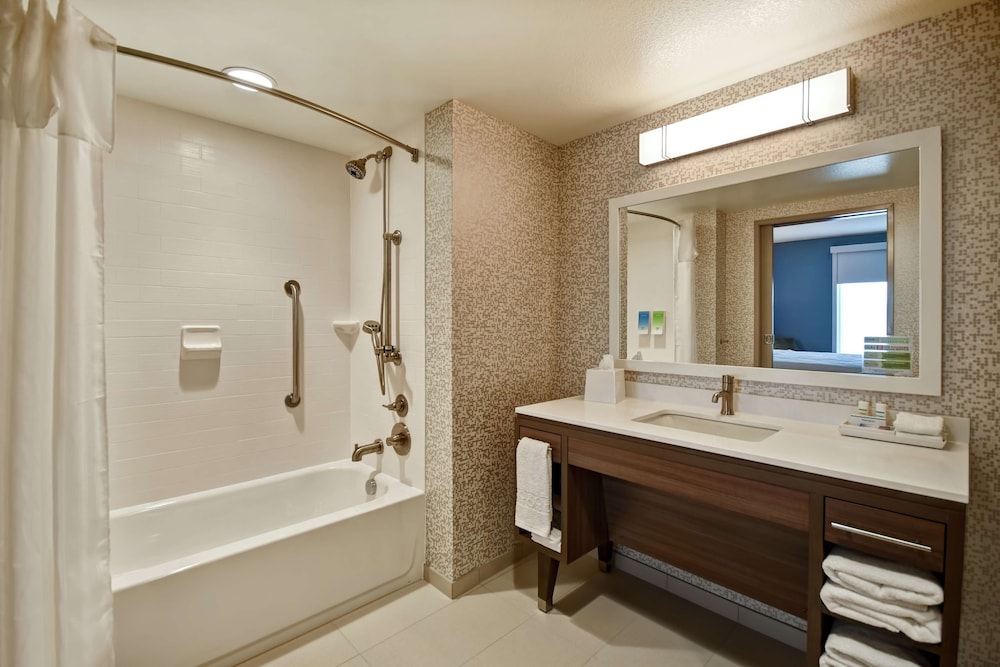 Home2 Suites by Hilton Terre Haute - photo 19