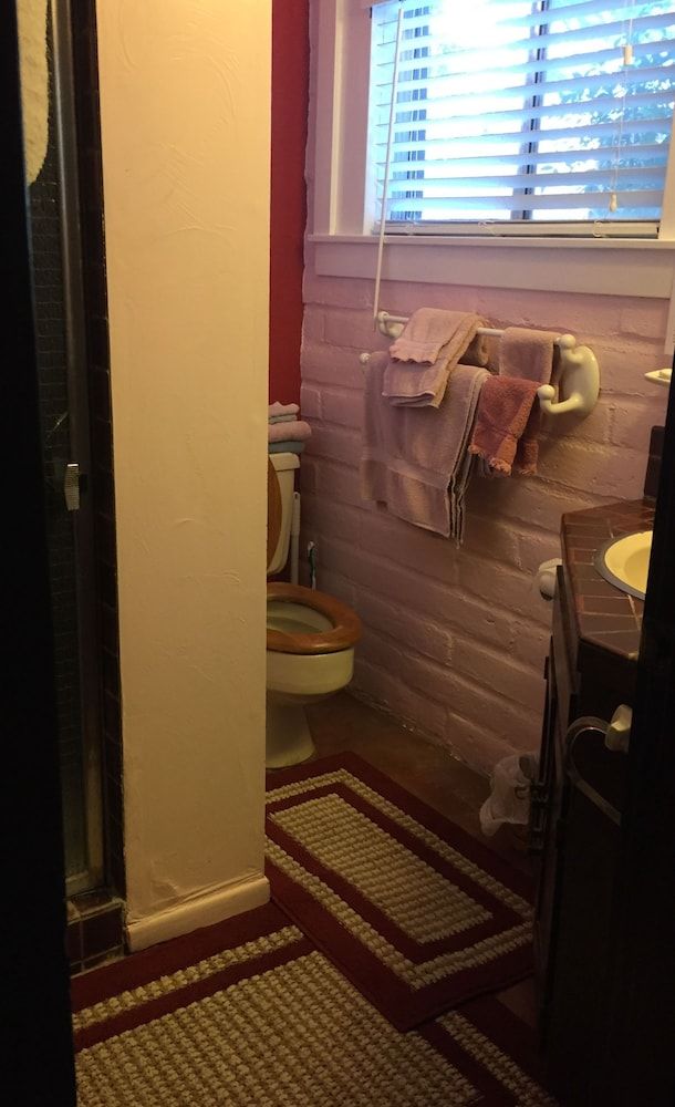 Desert Oasis B&B - photo 4