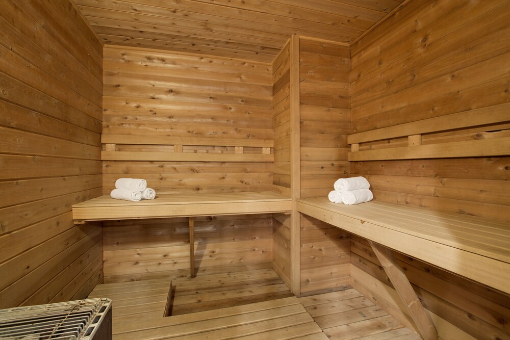 Redwood Lodge - photo 16