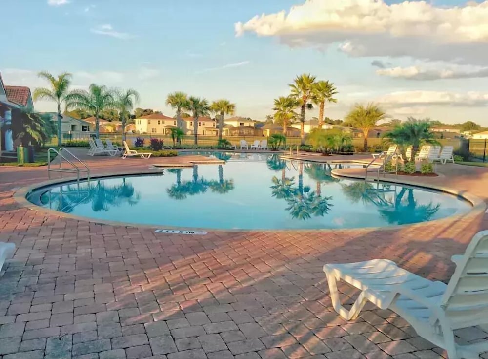 Crystal Cove Resort - photo 35