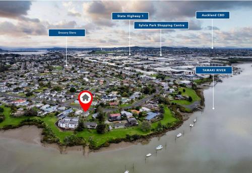 Waterfront villa near IKEA and Sylvia Park — 4-Star Luxury Hotel in Auckland, New Zealand