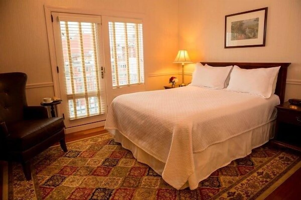 Penn's View Hotel - photo 4